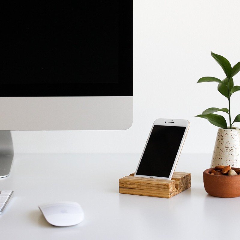 bamboo recycled chopsticks cell phone stand